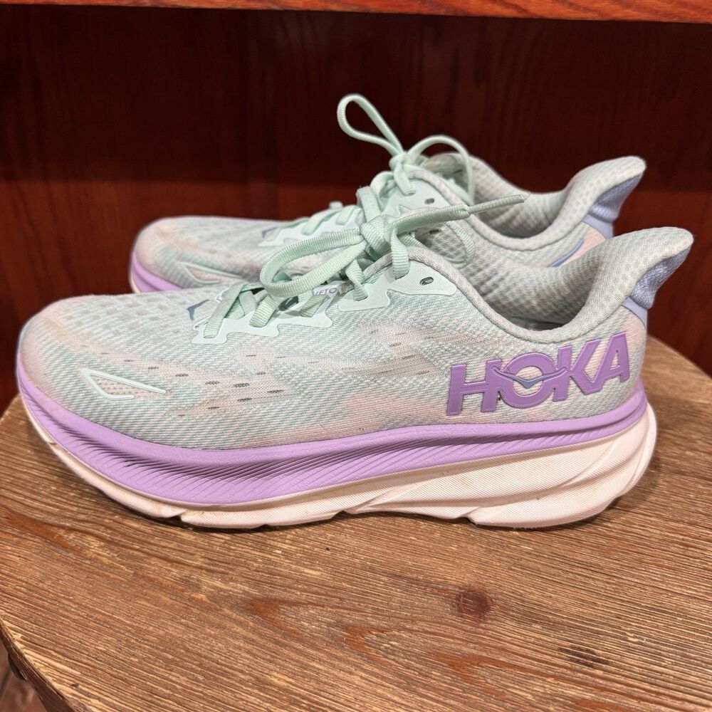 Hoka One One Clifton 9 Women Size 8D Blue Running Shoes Comfort Athletic
